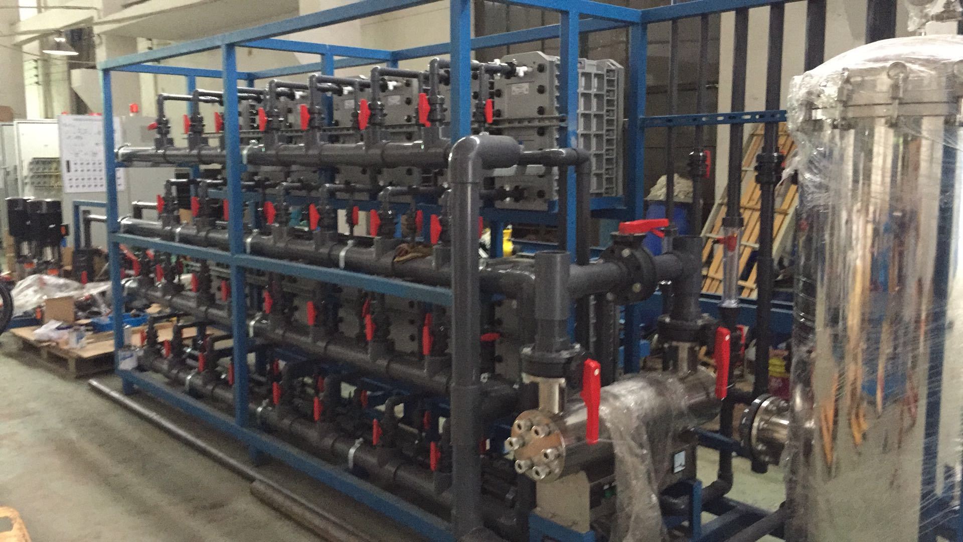 如何处理EDI超纯水设备中的残余气体？